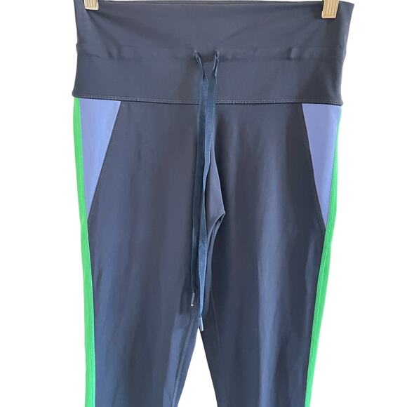 OFFLINE by Aerie Goals Colorblock Leggings Navy Blue, Green, Blue - Picture 4 of 9